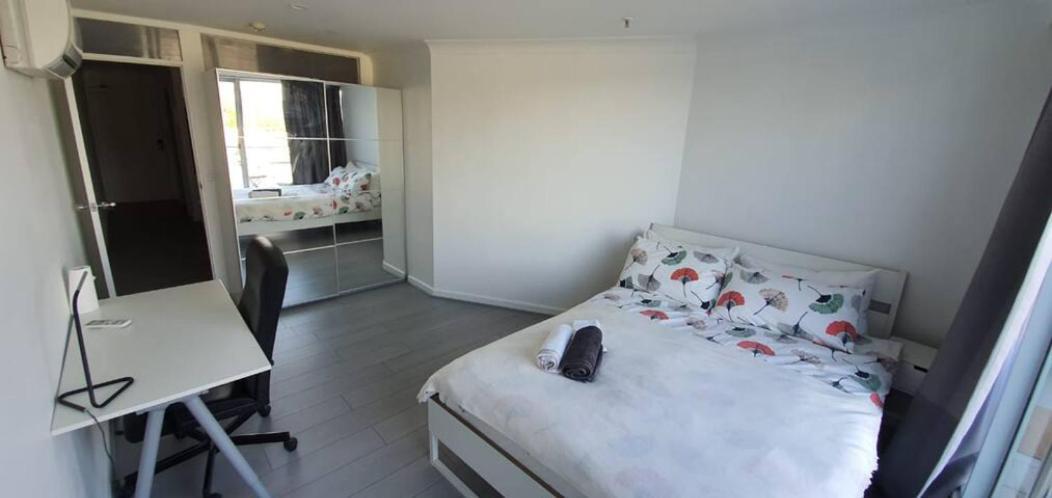 Apartment Dana-cozy Private In Shared Apt-rm 2 Canberra